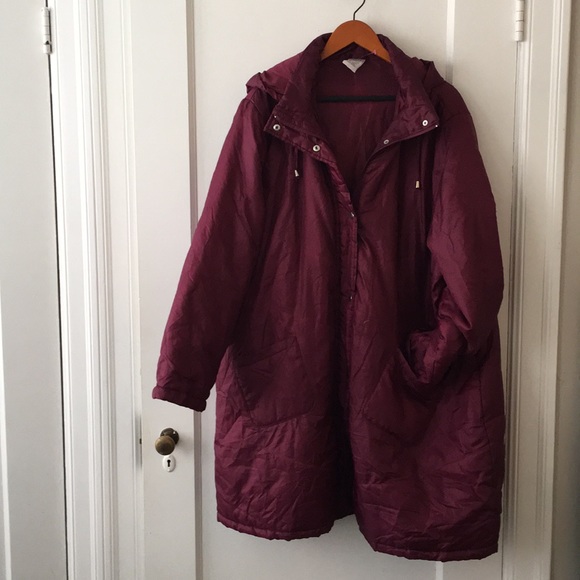 SOLD - Vintage Oversized Puffer - Picture 2 of 8